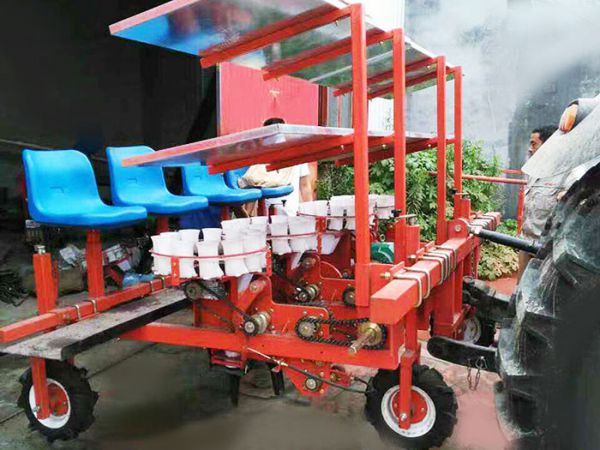 牵引式四行甘蓝移栽机